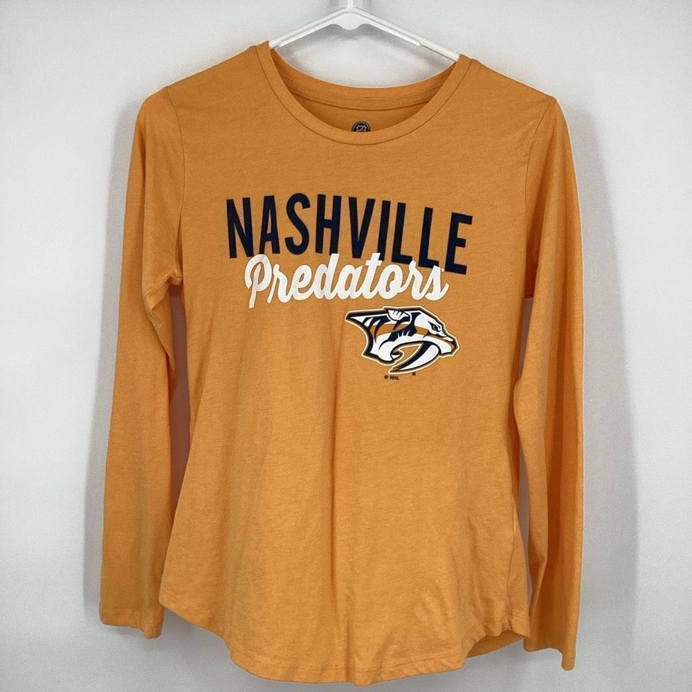 Ladies NHL Nashville Predators Hockey Long‎ Sleeved Tee Shirt small Gold